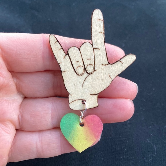 Love You ASL Sign Language Pin 🤟❤️💙💜💛💚 - Picture 4 of 6